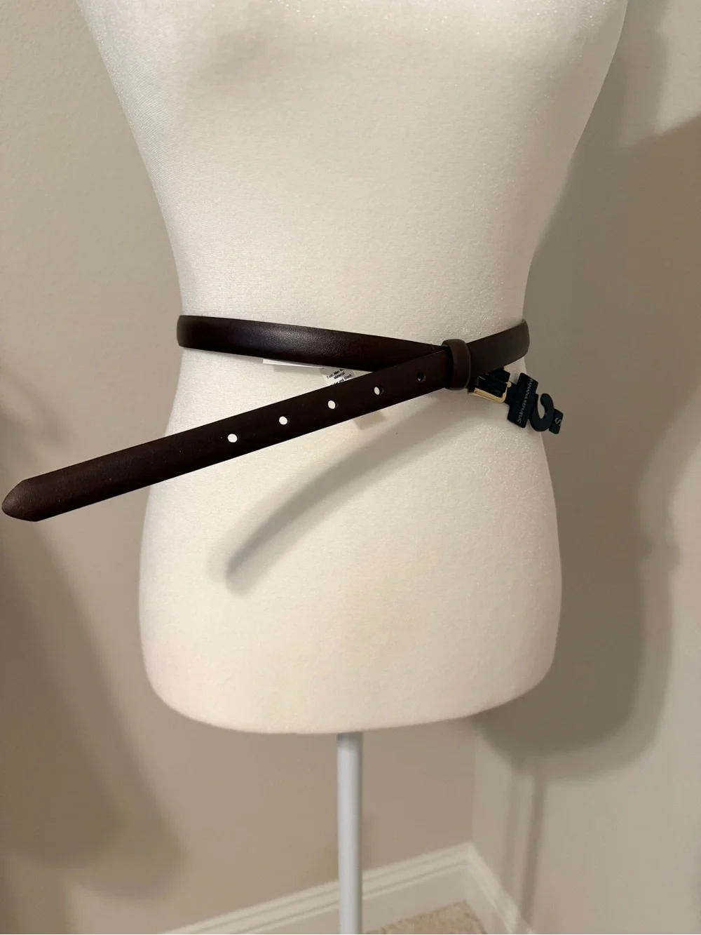 NWOT Banana Republic Small Classic Brown Leather Waist Belt, 0.75” wide